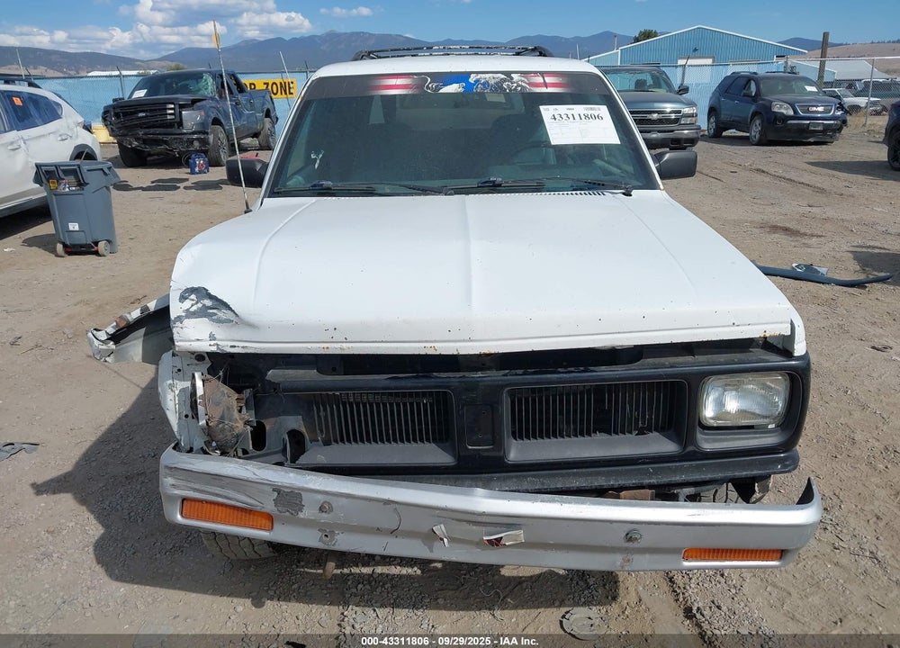 1994 CHEVROLET BLAZER S10 VIN: 1GNDT13W2R0159444
