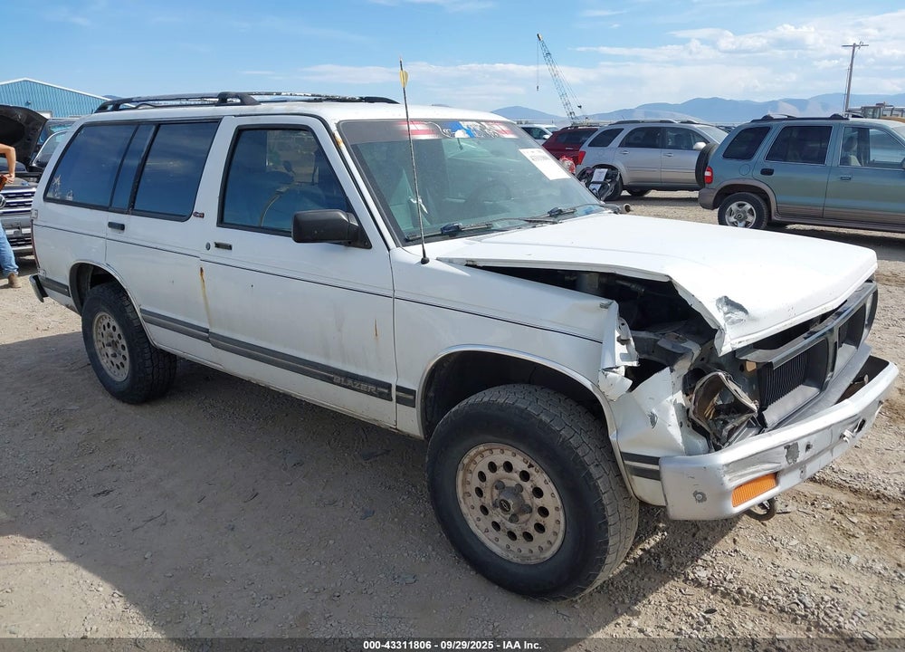 1994 CHEVROLET BLAZER S10 VIN: 1GNDT13W2R0159444