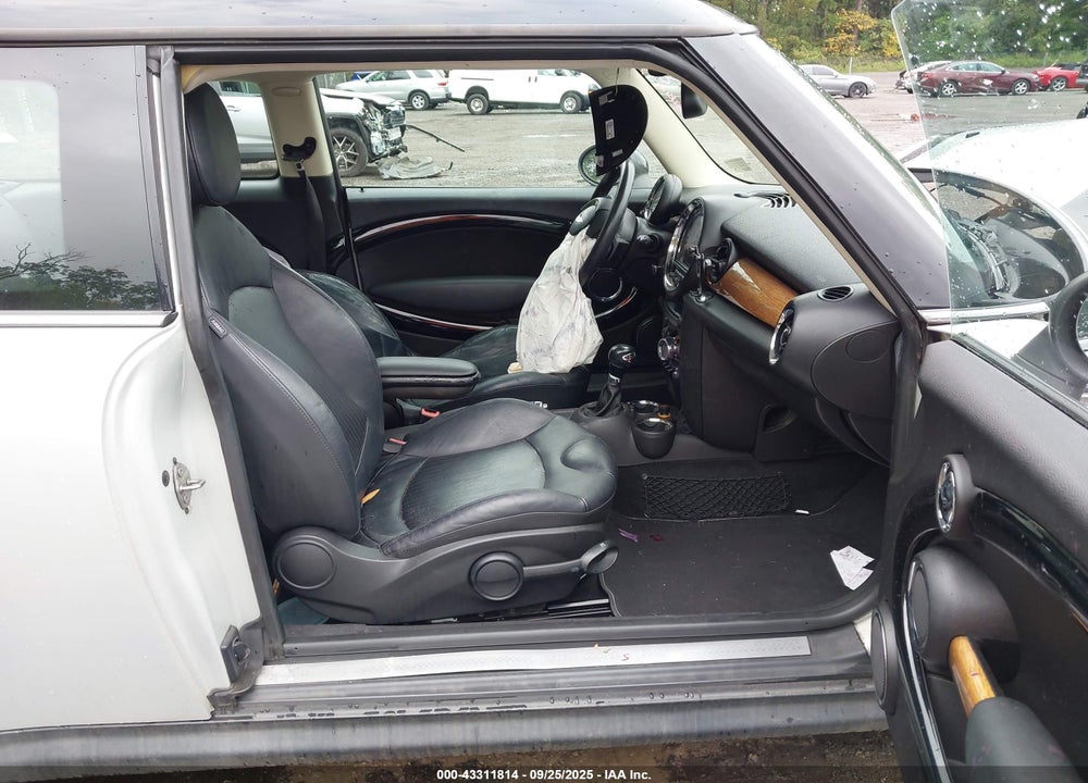 2012 MINI COOPER VIN: WMWZG3C53CTY39233