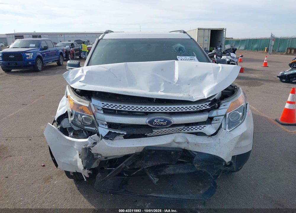2015 FORD EXPLORER XLT VIN: 1FM5K8D87FGC64648