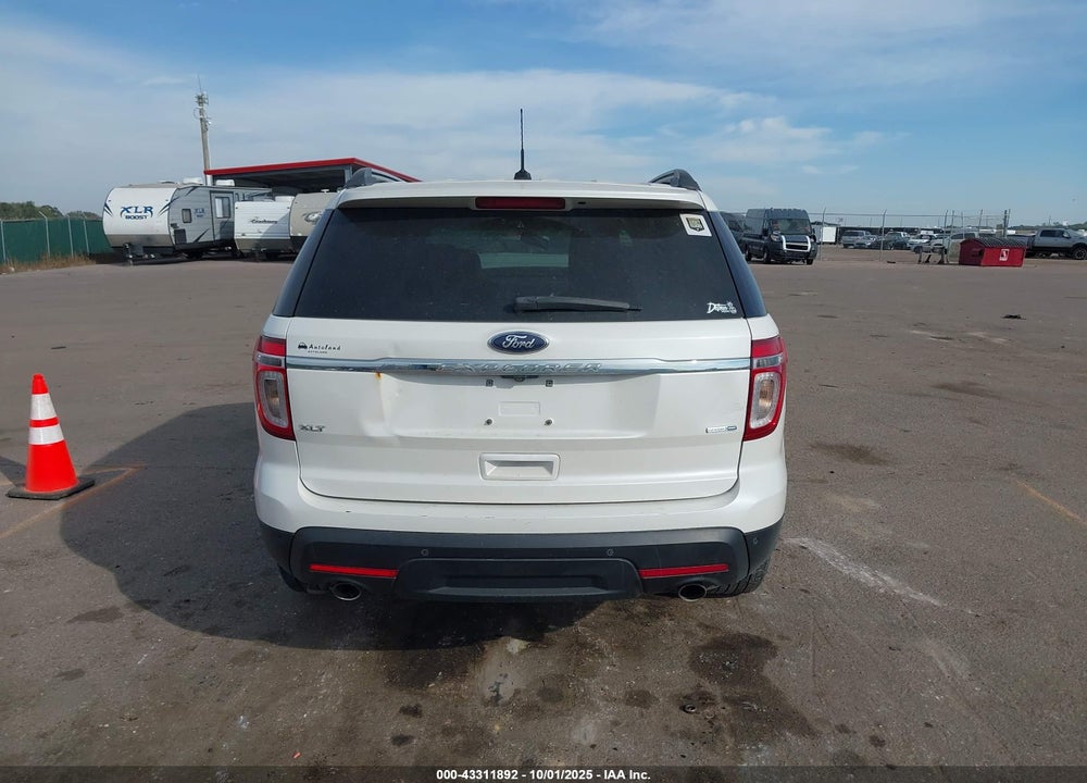 2015 FORD EXPLORER XLT VIN: 1FM5K8D87FGC64648