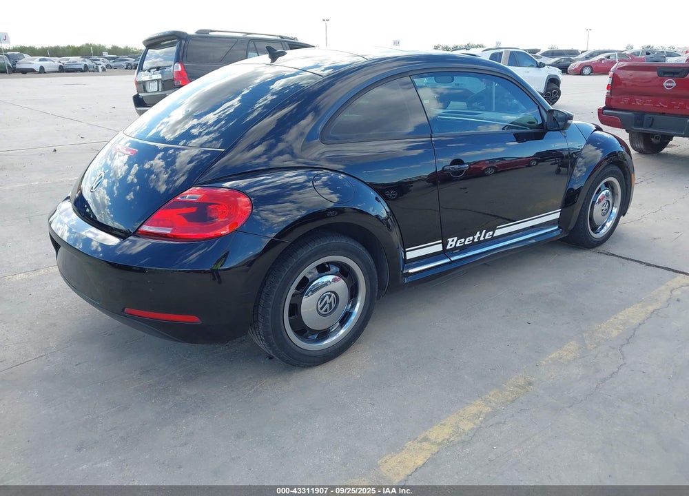 2013 VOLKSWAGEN BEETLE 2.5L VIN: 3VWJX7AT3DM605065