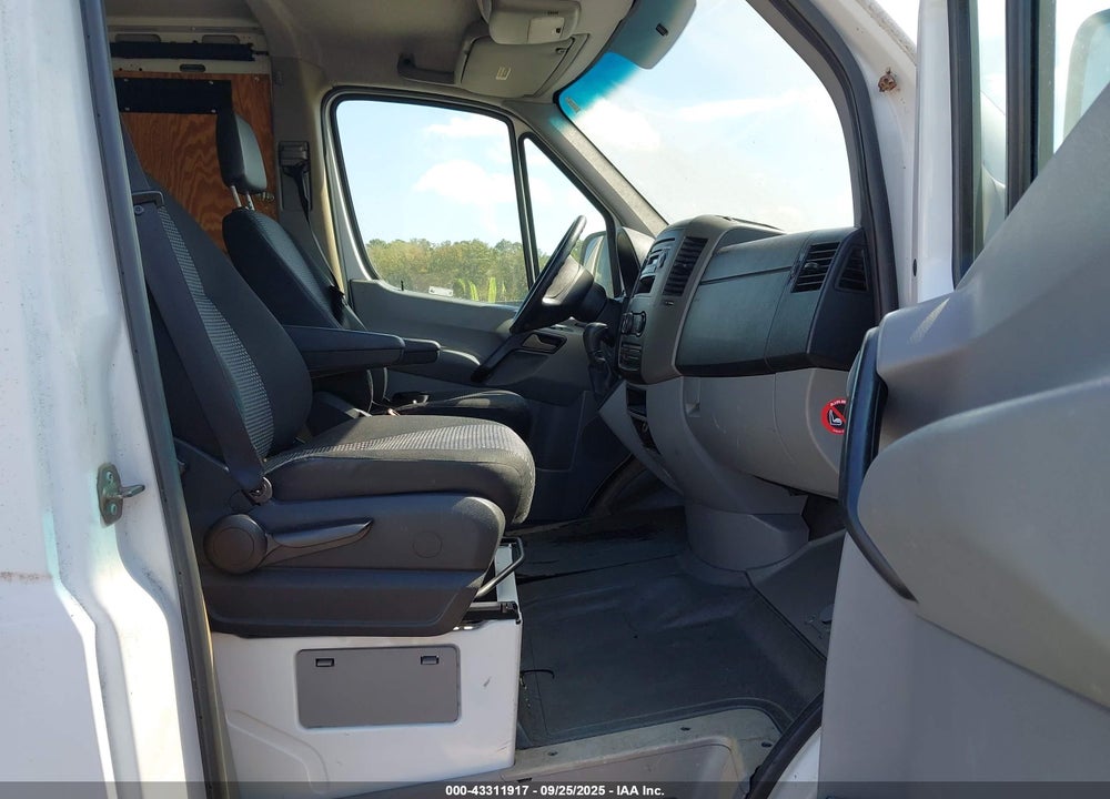 2007 DODGE SPRINTER VAN 2500 VIN: WD0PE746175136326