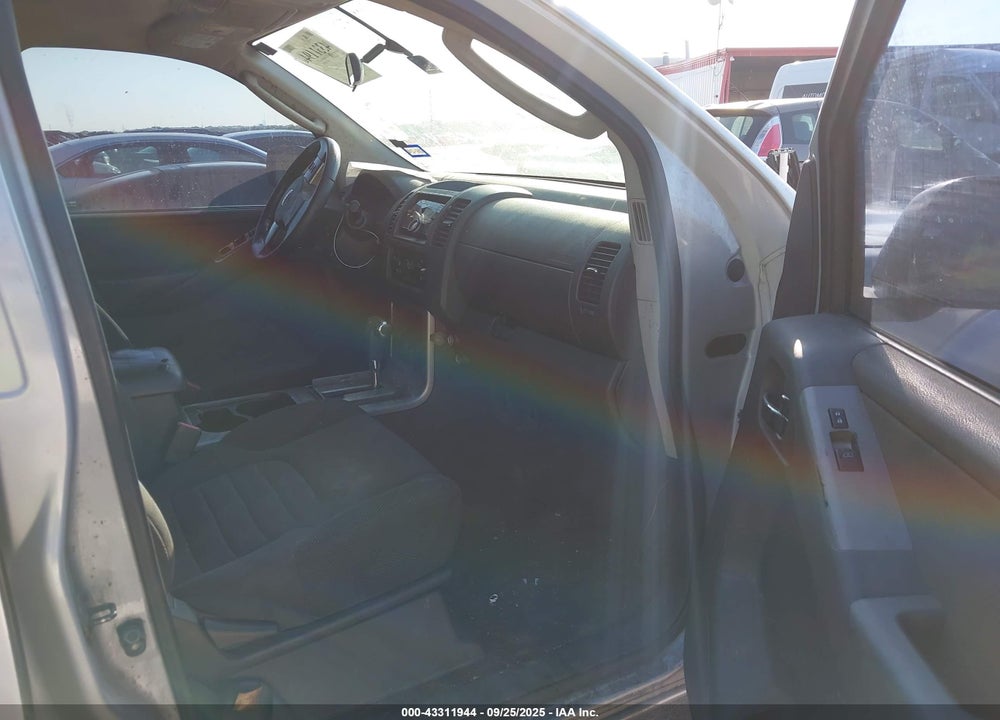 2012 NISSAN PATHFINDER S VIN: 5N1AR1NB1CC606058