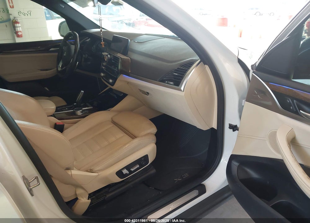2019 BMW X3 VIN: 5UXTR7C57KLF31606