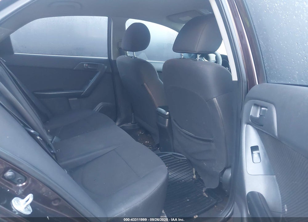 2011 KIA FORTE EX VIN: KNAFU4A25B5448324