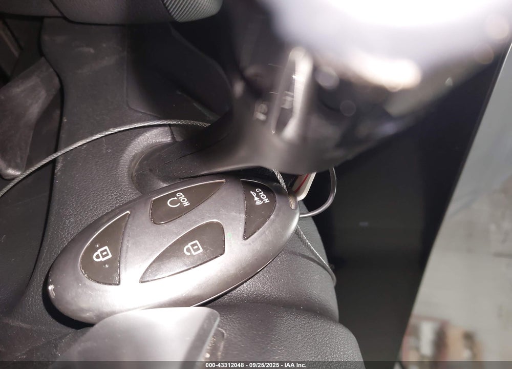 2025 HYUNDAI SONATA VIN: KMHL64JA3SA497063