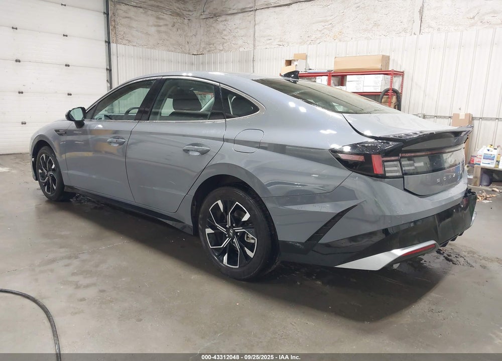 2025 HYUNDAI SONATA VIN: KMHL64JA3SA497063