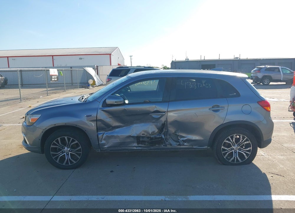2017 MITSUBISHI OUTLANDER SPORT 2.0 ES/2.0 LE VIN: JA4AP3AU2HZ045090