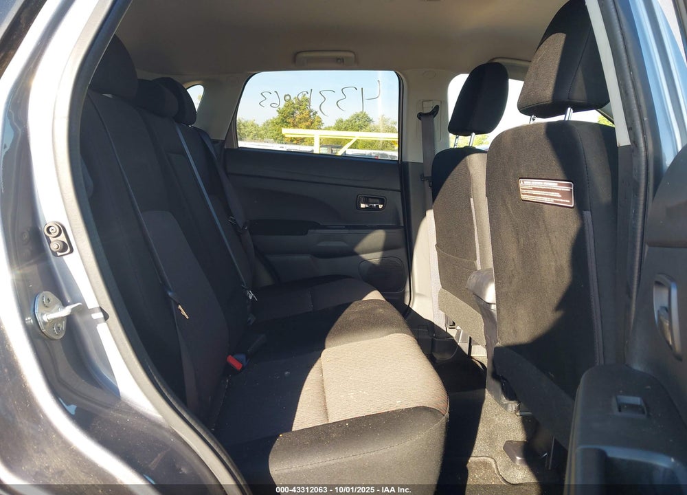 2017 MITSUBISHI OUTLANDER SPORT 2.0 ES/2.0 LE VIN: JA4AP3AU2HZ045090