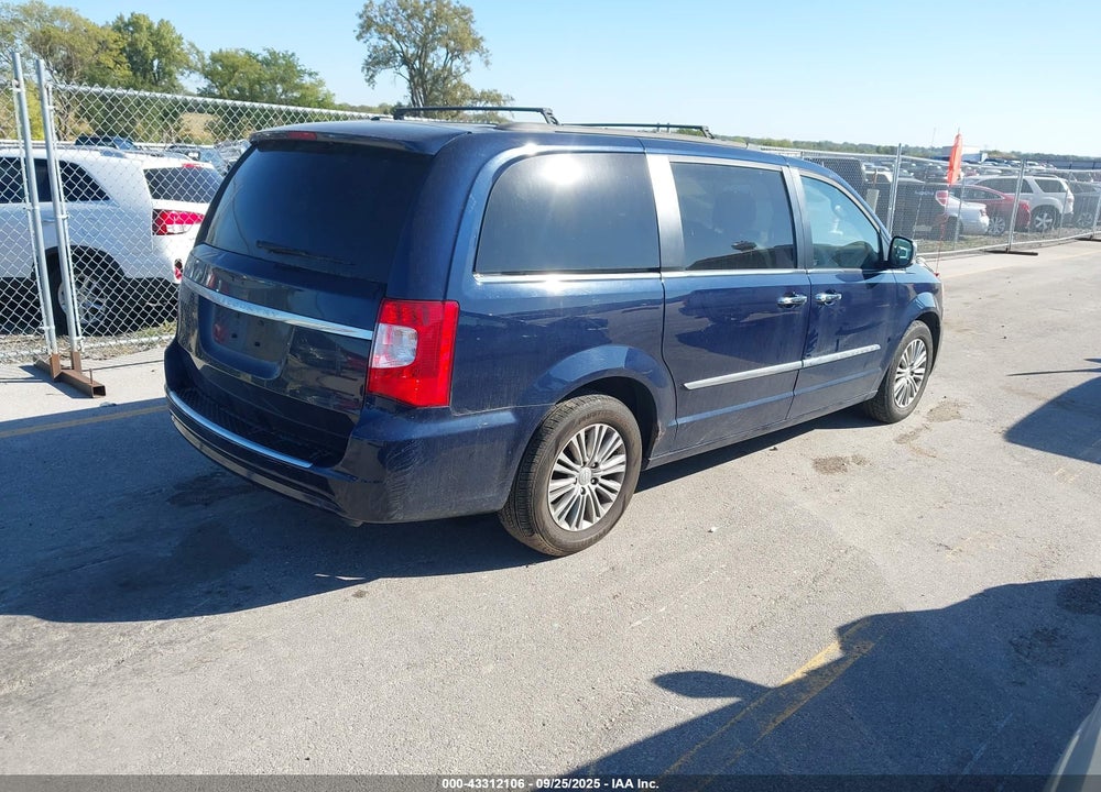 2014 CHRYSLER TOWN & COUNTRY VIN: 2C4RC1CG3ER464569