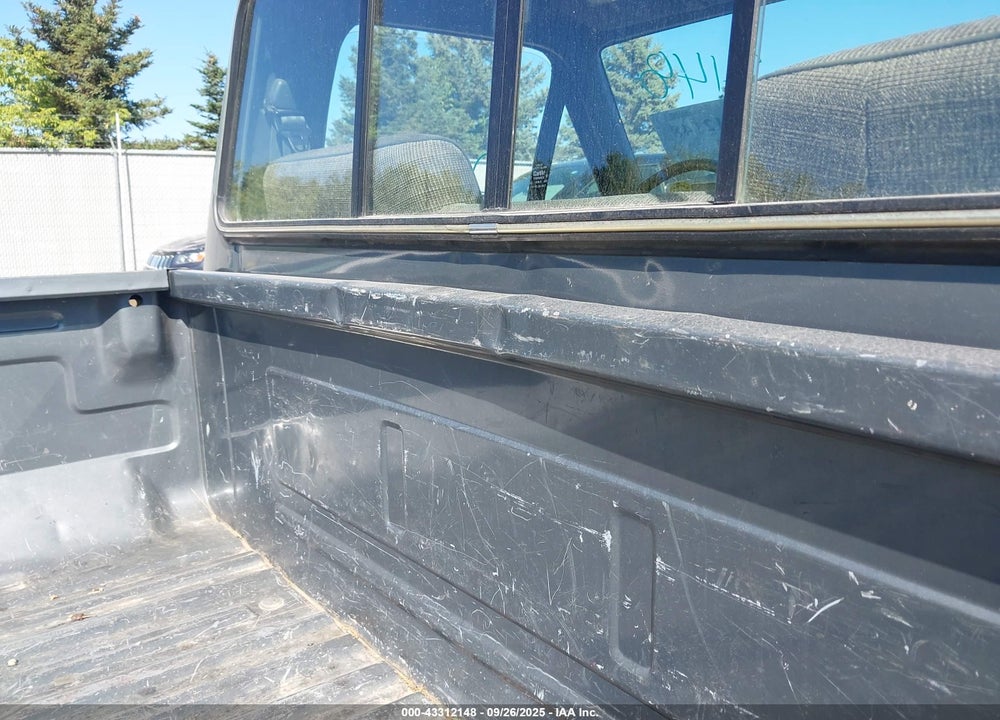 1990 FORD F250 VIN: 1FTEF26Y8LLA75982