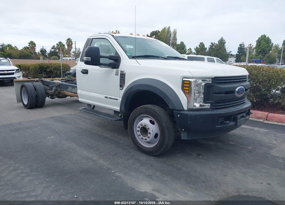 2018 FORD F-550 CHASSIS XL VIN: 1FDUF5GT3JEC58686