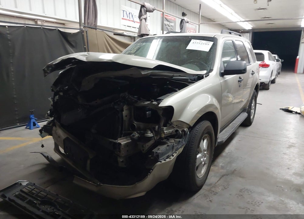 2011 FORD ESCAPE VIN: 1FMCU9DG0BKB72819