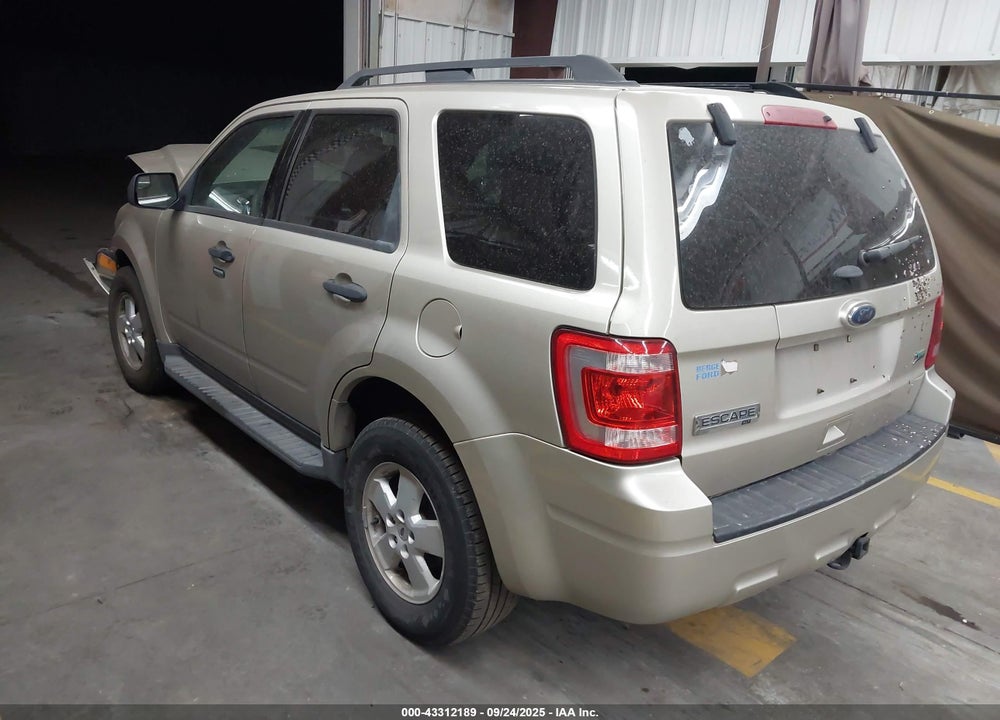2011 FORD ESCAPE VIN: 1FMCU9DG0BKB72819
