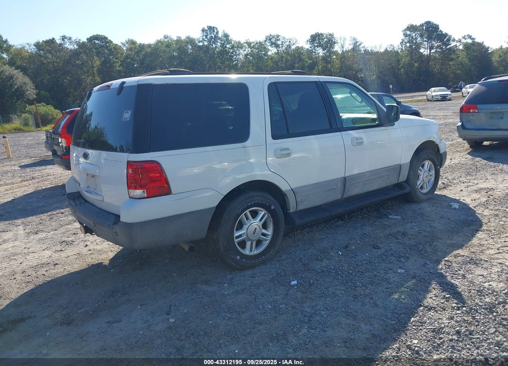 2004 FORD EXPEDITION NBX/XLT VIN: 1FMFU16L14LA31778