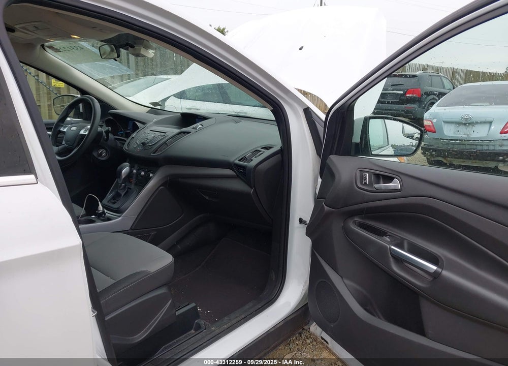 2015 FORD ESCAPE SE VIN: 1FMCU9GX9FUC06021