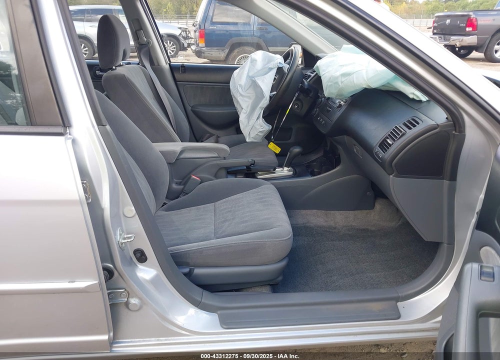 2005 HONDA CIVIC LX VIN: 2HGES16555H517761