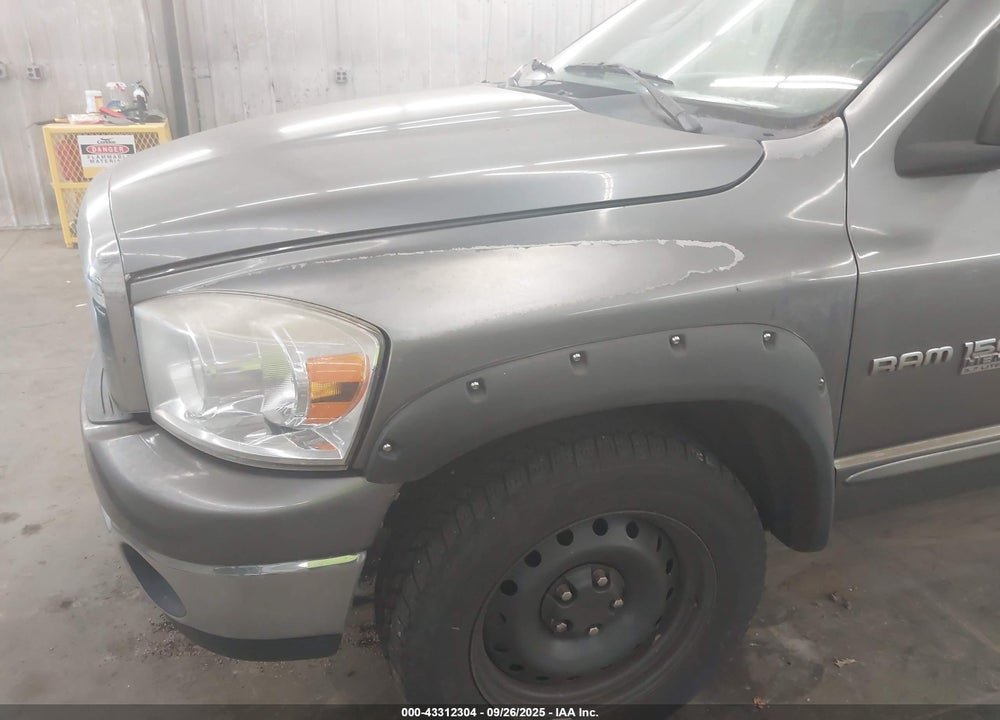 2007 DODGE RAM 1500 VIN: 1D7HU18257J523396