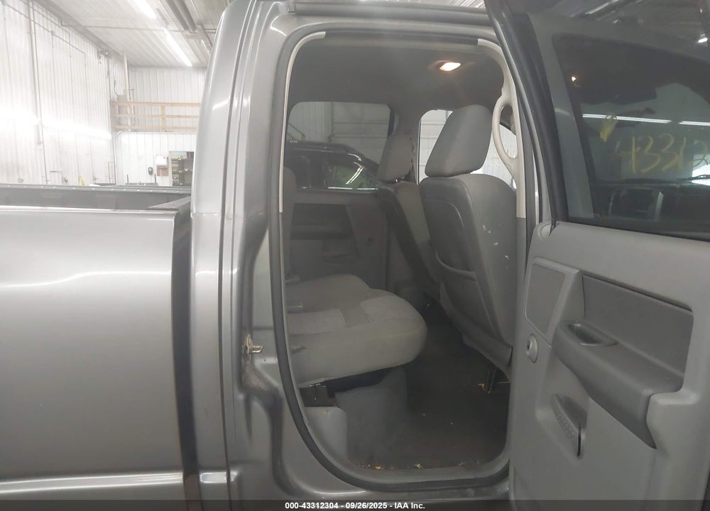 2007 DODGE RAM 1500 VIN: 1D7HU18257J523396