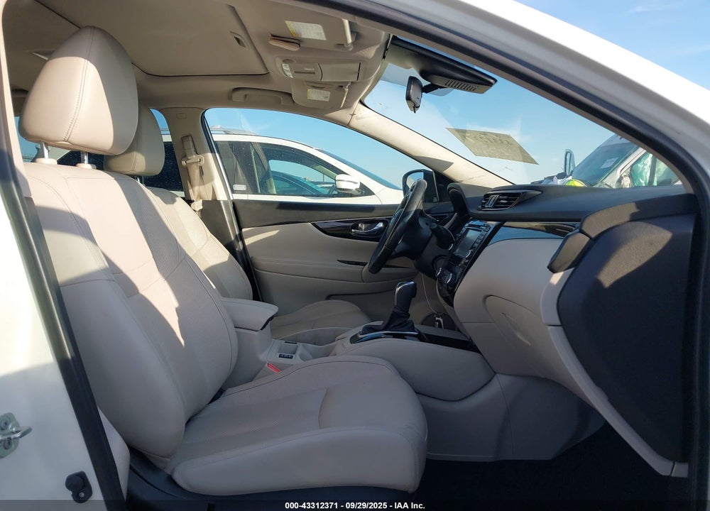 2018 NISSAN ROGUE SPORT SL VIN: JN1BJ1CP6JW154069