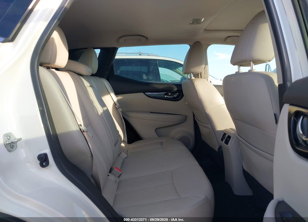 2018 NISSAN ROGUE SPORT SL VIN: JN1BJ1CP6JW154069