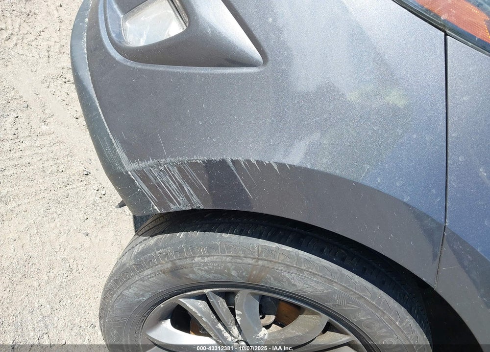 2014 HYUNDAI TUCSON SE VIN: KM8JUCAG9EU942713