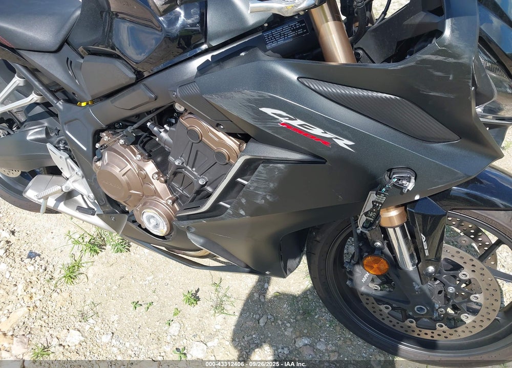 2021 HONDA CBR650 RA VIN: MLHRH0150M5200294