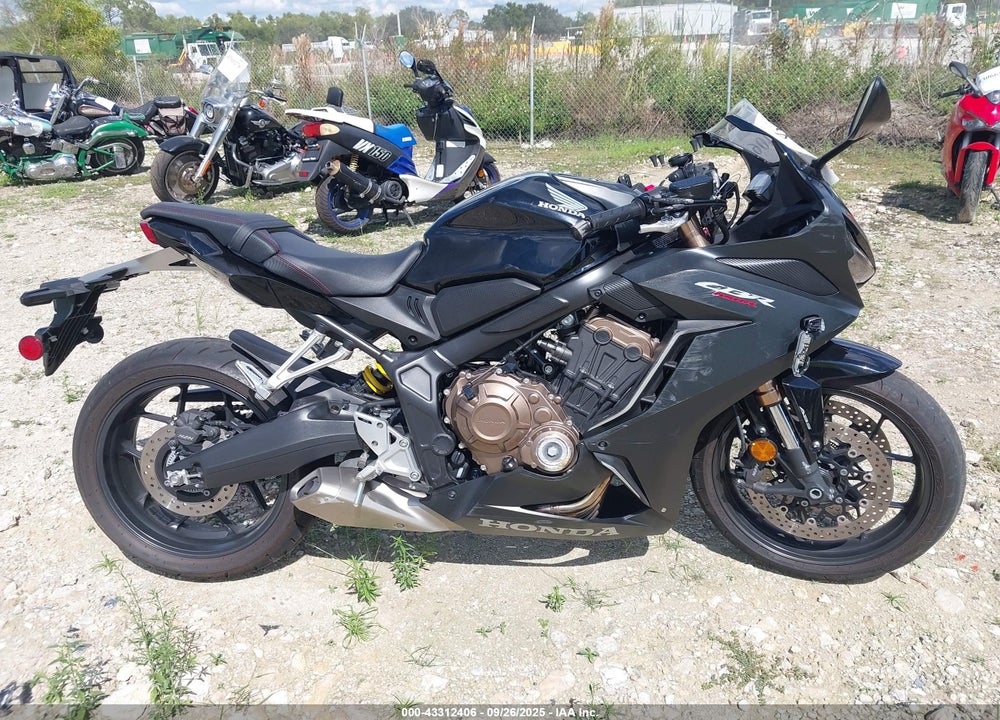 2021 HONDA CBR650 RA VIN: MLHRH0150M5200294