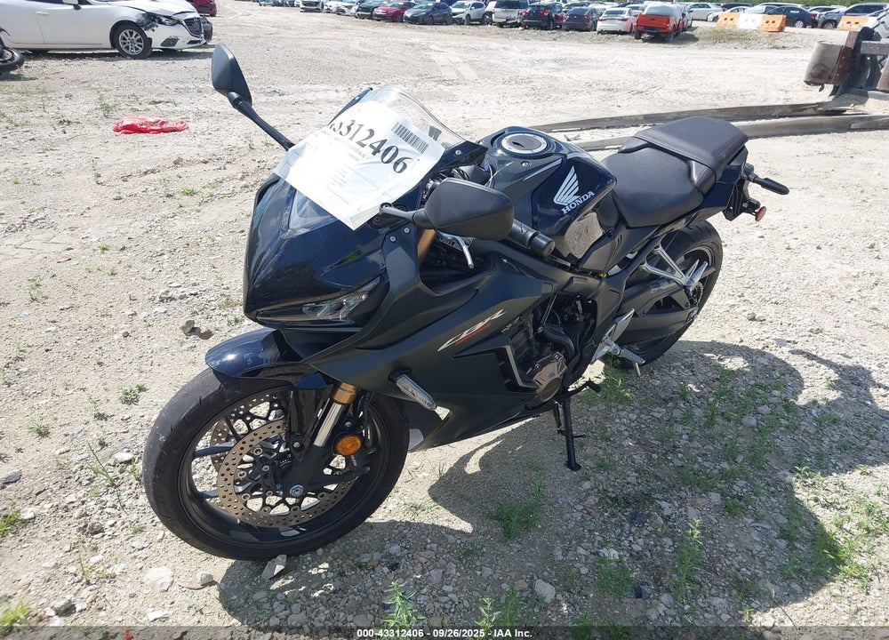 2021 HONDA CBR650 RA VIN: MLHRH0150M5200294
