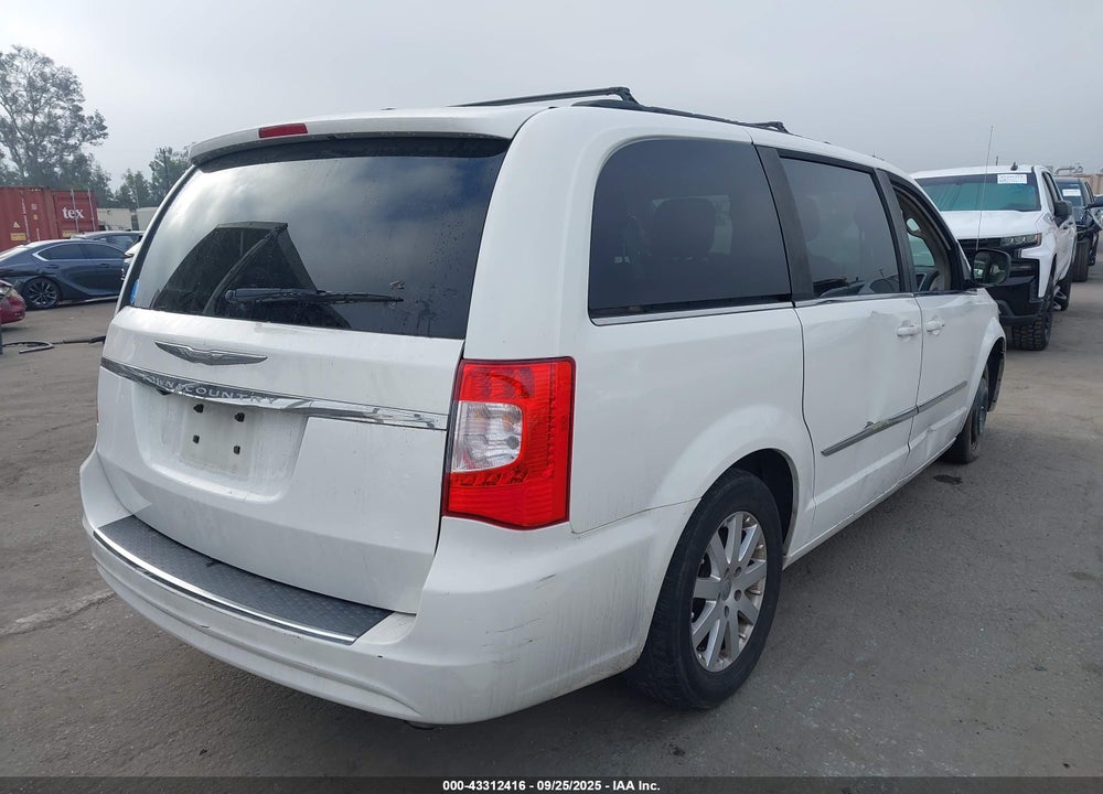 2013 CHRYSLER TOWN & COUNTRY VIN: 2C4RC1BG2DR540413