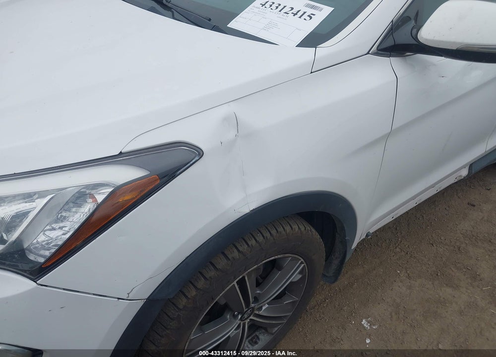 2014 HYUNDAI SANTA FE VIN: KM8SNDHF9EU071221