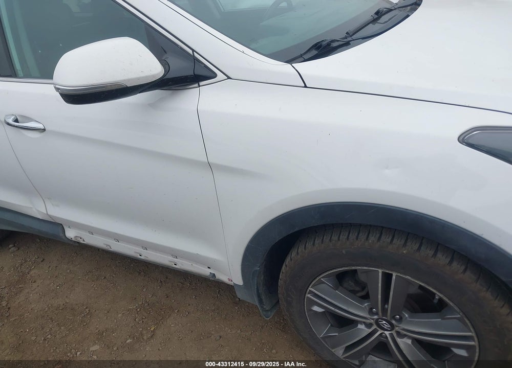 2014 HYUNDAI SANTA FE VIN: KM8SNDHF9EU071221