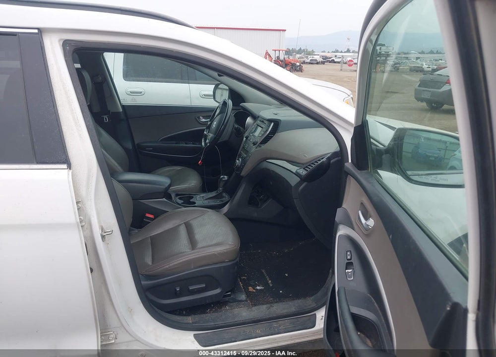 2014 HYUNDAI SANTA FE VIN: KM8SNDHF9EU071221