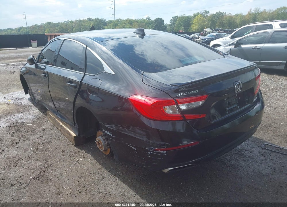 2019 HONDA ACCORD VIN: 1HGCV1F33KA151810