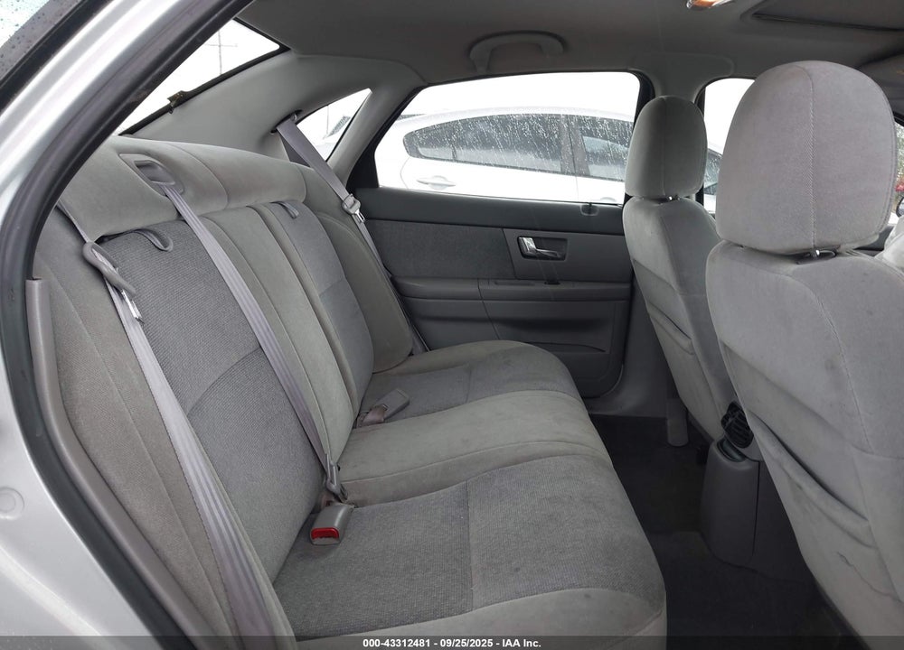2000 FORD TAURUS VIN: 1FAFP55U8YG164975