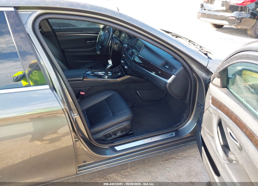 2014 BMW 5 SERIES VIN: WBA5B3C53ED533322