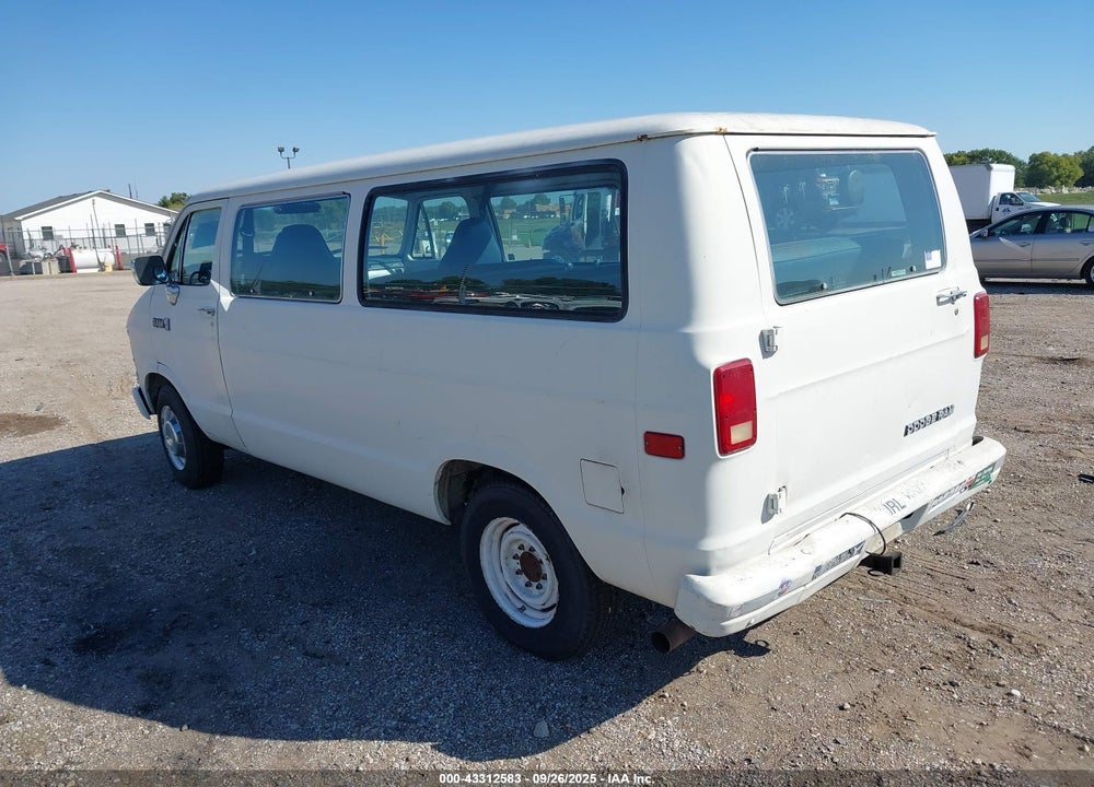 1988 DODGE RAM WAGON B350 BUS VIN: 2B5WB31Y1JK105603