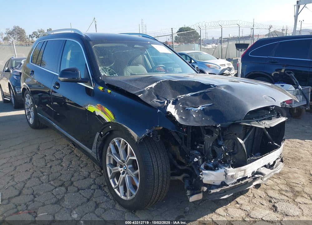 2025 BMW X7 XDRIVE40I VIN: 5UX23EM01S9X15860