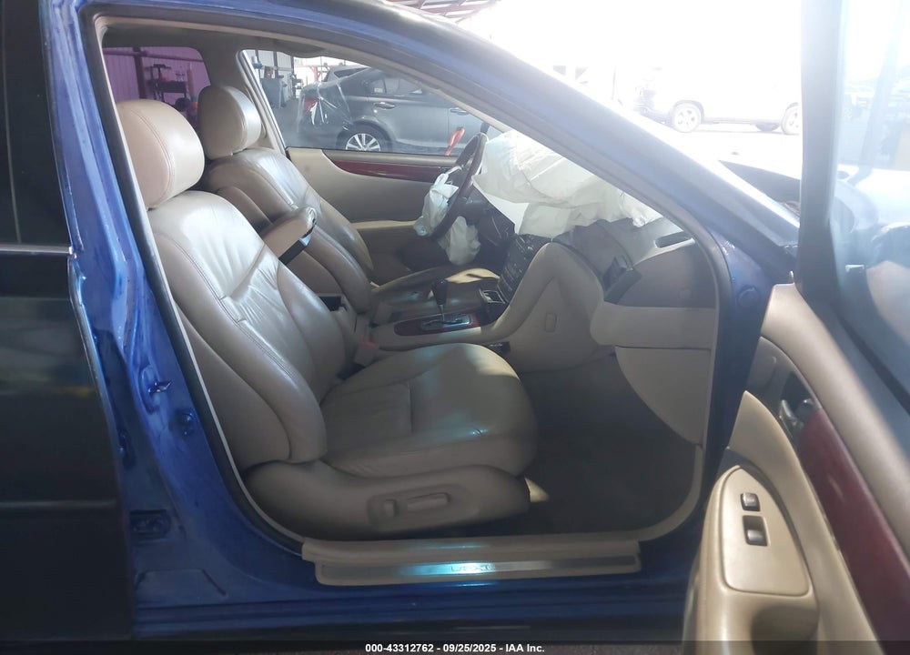2003 LEXUS ES 300 VIN: JTHBF30G430119470