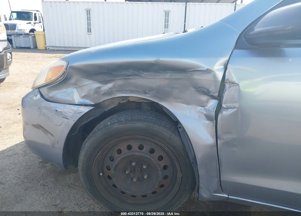 2008 TOYOTA MATRIX VIN: 2T1KR32E18C716173