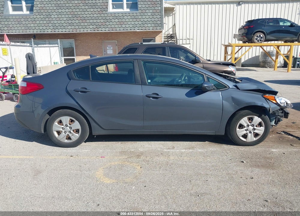 2016 KIA FORTE VIN: KNAFK4A63G5567330