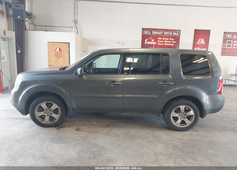 2013 HONDA PILOT VIN: 5FNYF3H51DB027783
