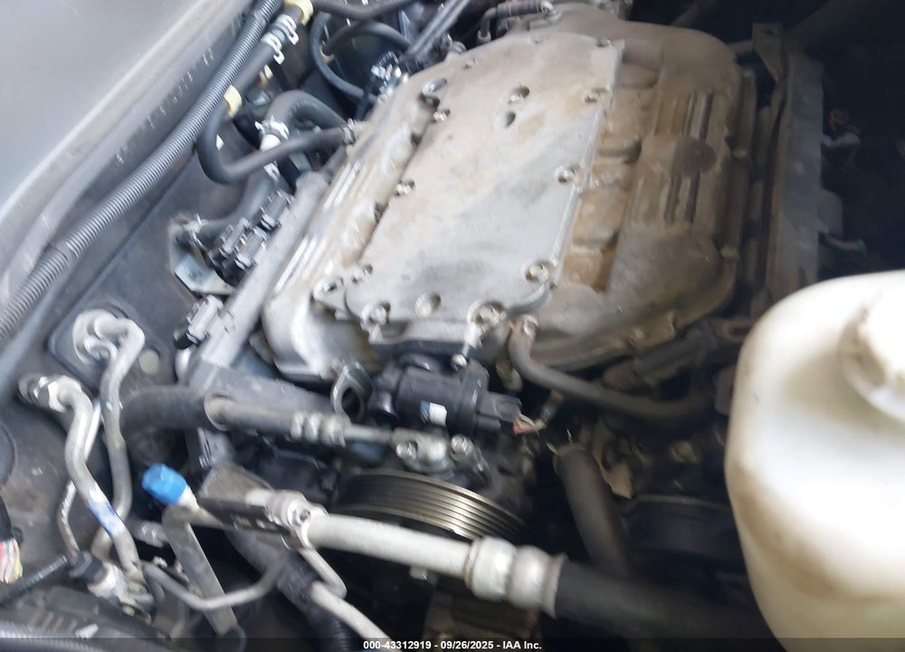 2013 HONDA PILOT VIN: 5FNYF3H51DB027783