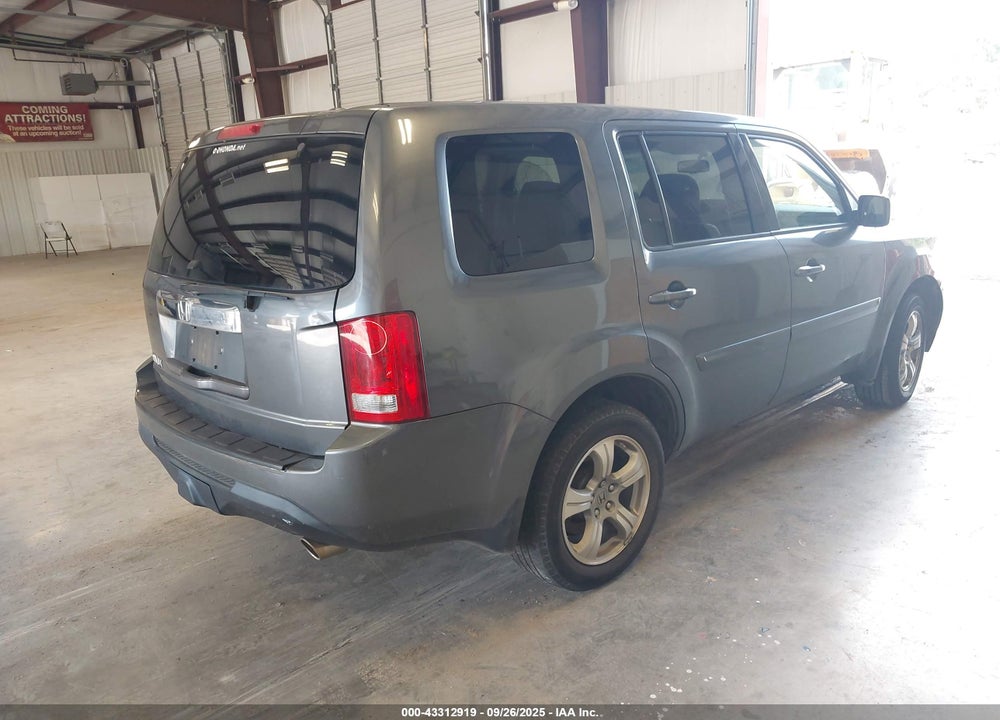 2013 HONDA PILOT VIN: 5FNYF3H51DB027783