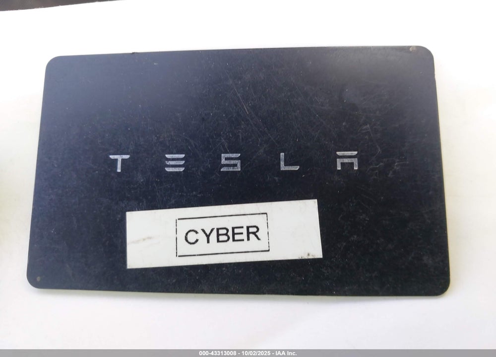 2024 TESLA CYBERTRUCK ALL-WHEEL DRIVE VIN: 7G2CEHED0RA040175