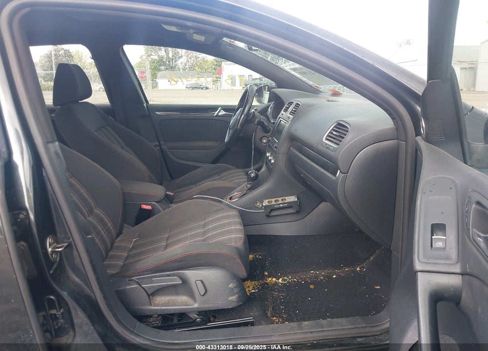2010 VOLKSWAGEN GTI VIN: WVWHD7AJ3AW243727