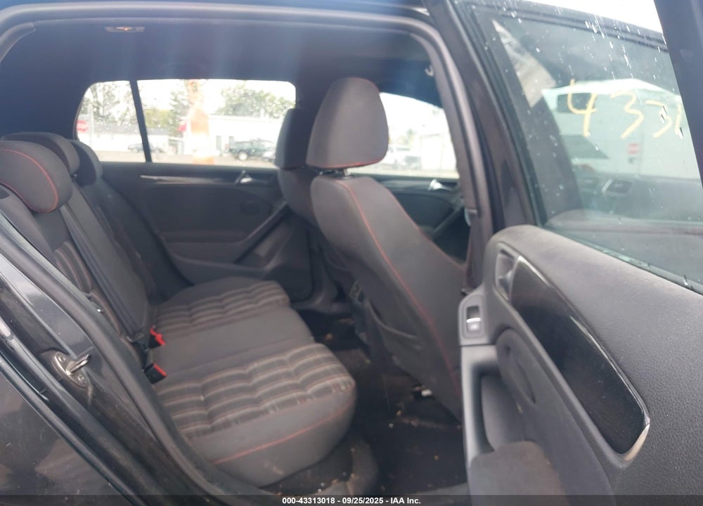 2010 VOLKSWAGEN GTI VIN: WVWHD7AJ3AW243727