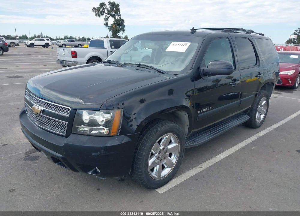 2007 CHEVROLET TAHOE LT VIN: 1GNFK13027R193402