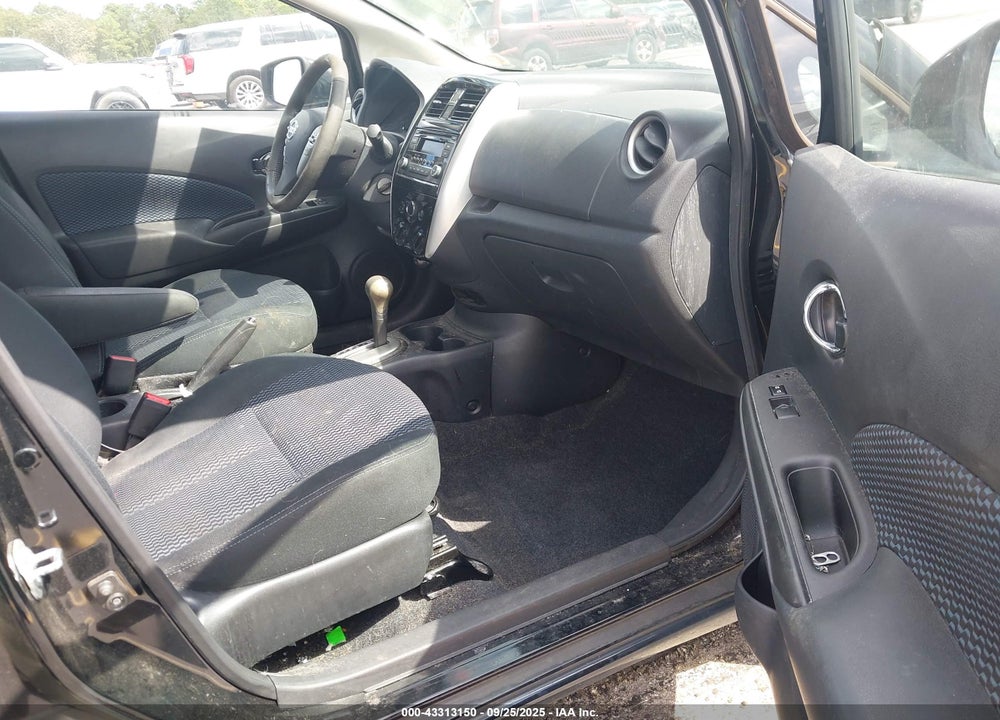 2015 NISSAN VERSA NOTE VIN: 3N1CE2CP1FL398062